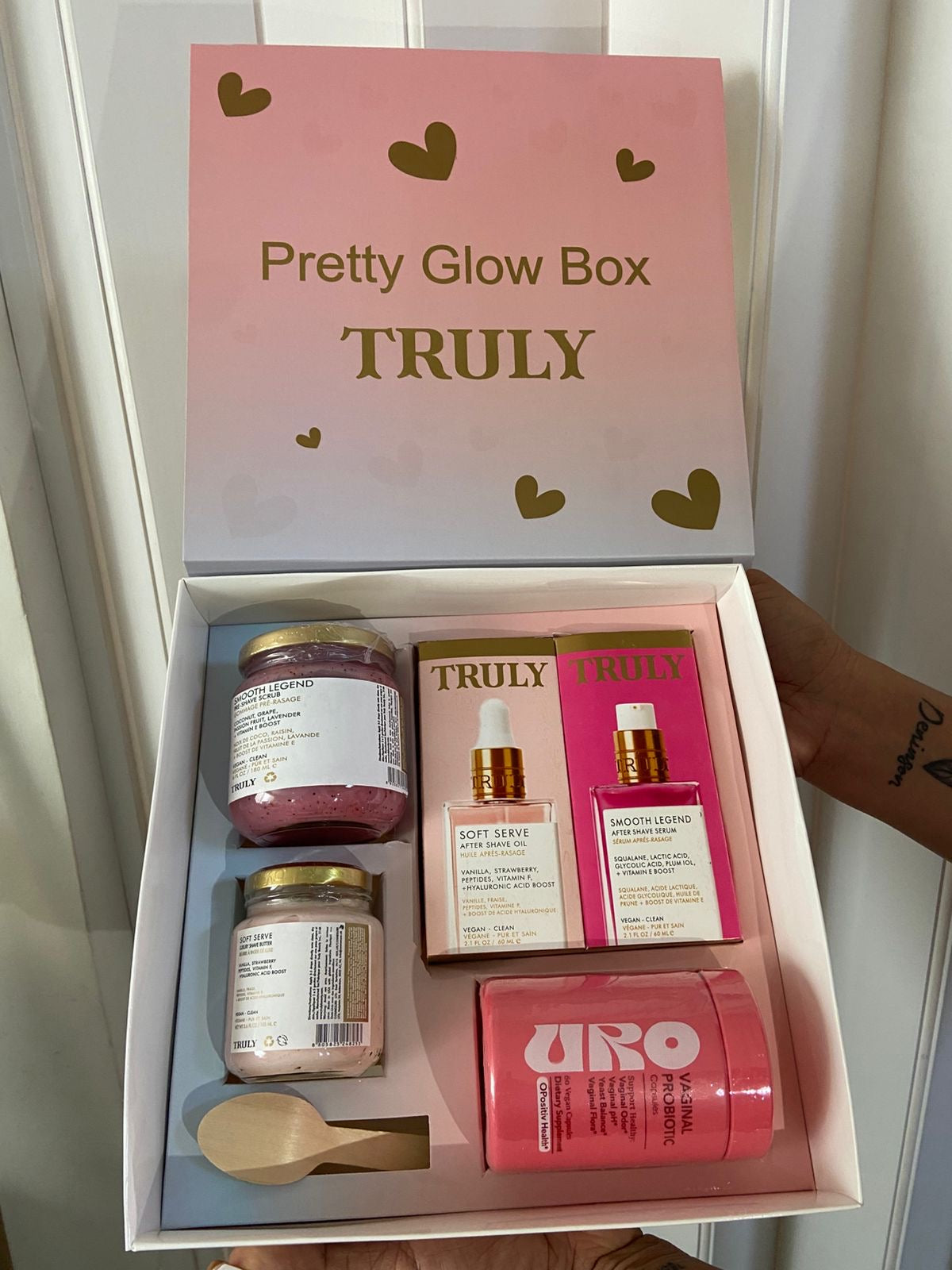 Kit Pretty Truly